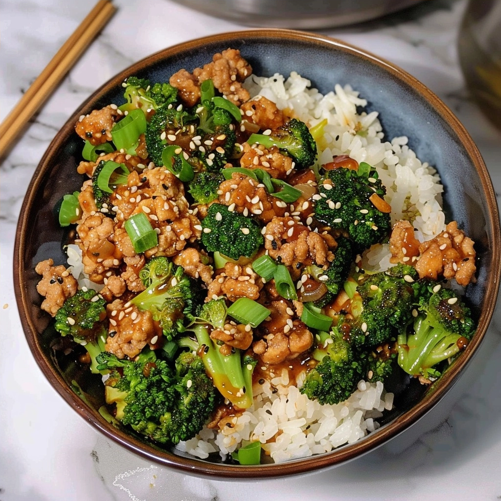 Honey Sriracha Ground Chicken and Broccoli 4 image 1784832575431
